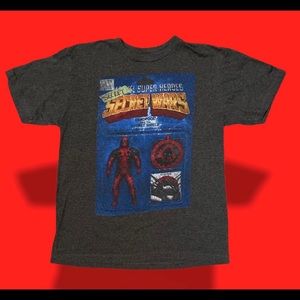 Deadpool Marvel T-shirt.